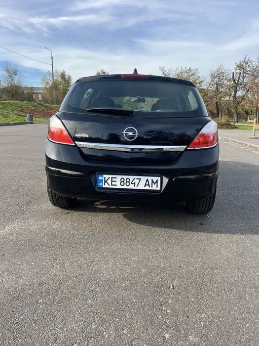 Продам  опель срочно !