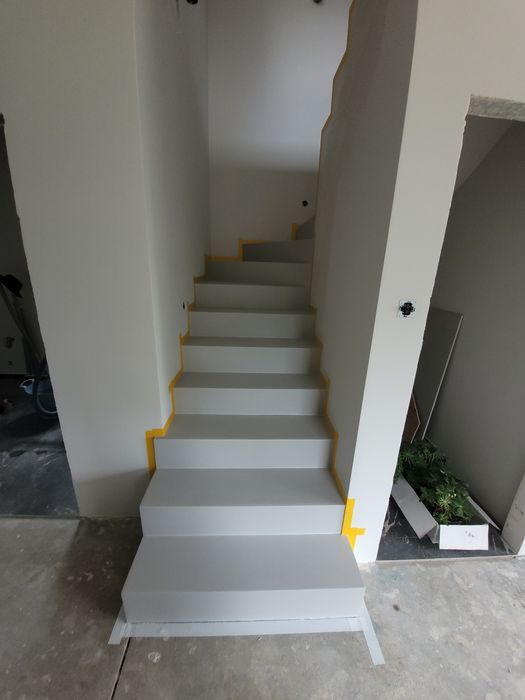 Mikrocement – schody, podłogi i posadzki | Łódź, Zgierz, woj. łódzkie