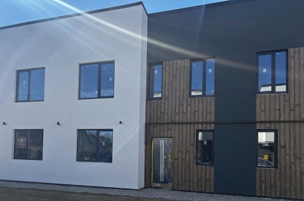 Сучасний таунхаус по СУПЕРЦІНІ з ідеальним плануванням