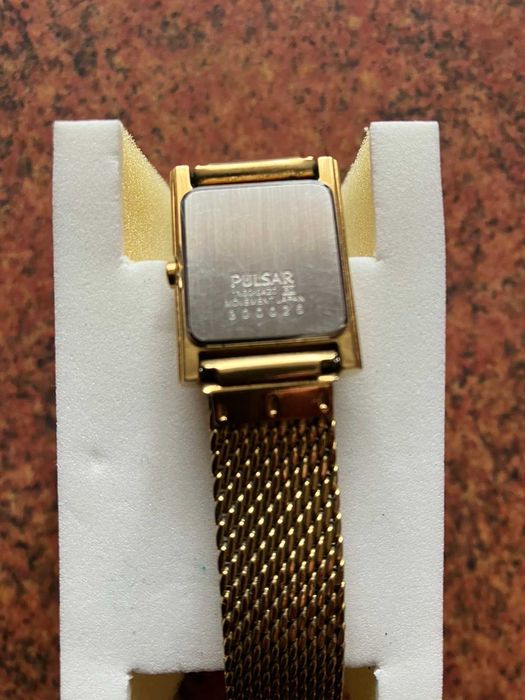 Годинник жіночий Pulsar