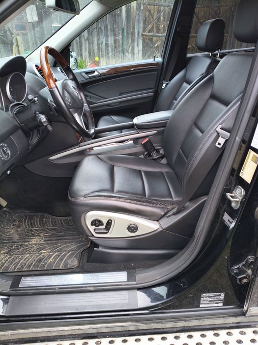 Sprzedam Mercedesa ML350