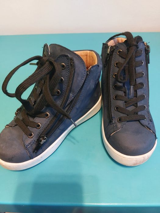 Buty jesienne granatowe