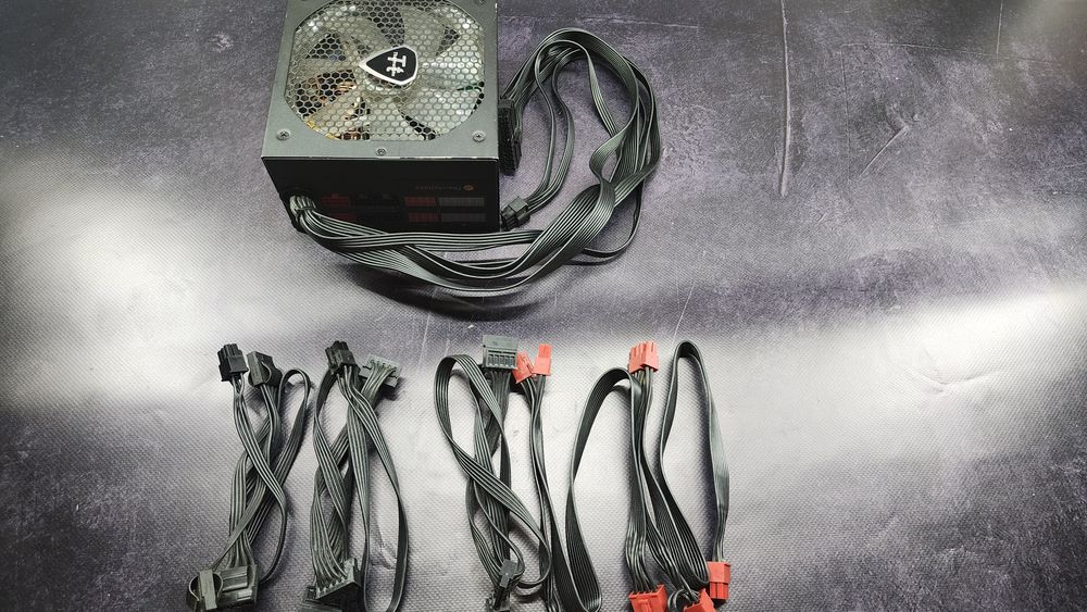 Блок живлення thermaltake evo blue 2.0 850w 80+ gold