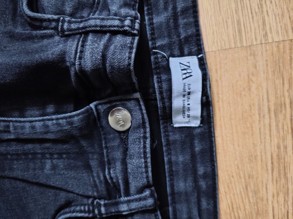 Spodnie z wysokim stanem