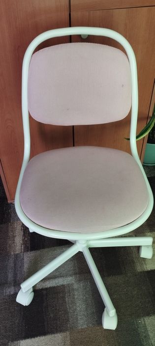 Krzesło do biurka IKEA dla dzieci