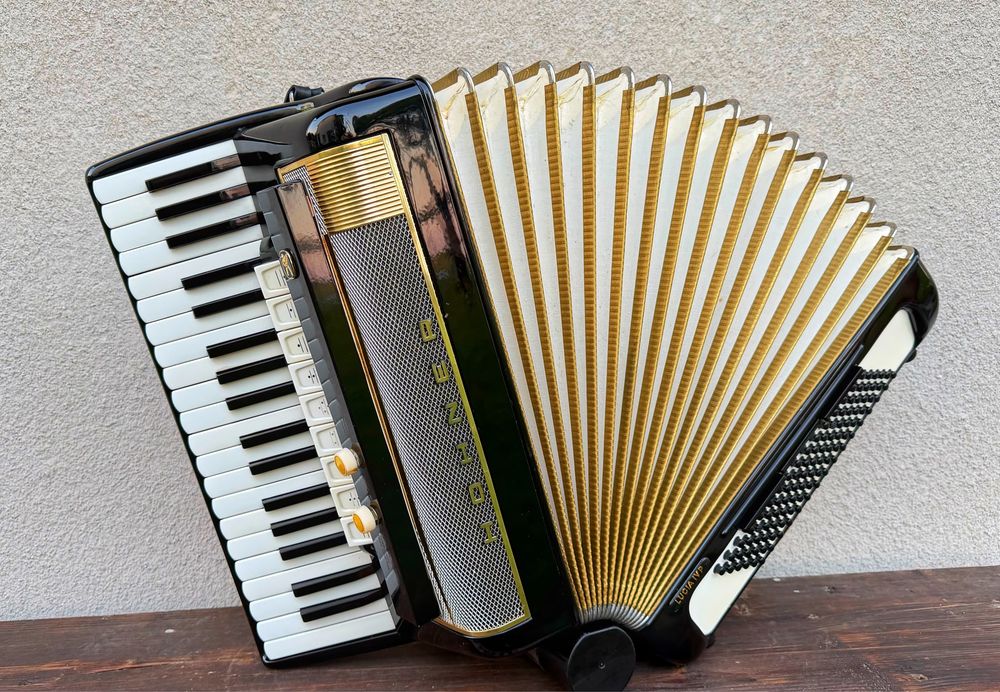 Akordeon Lucia IV P 96 - super stan !