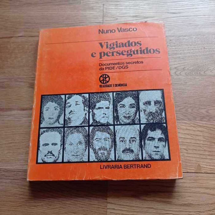 vendo livro vigiados e perseguidos