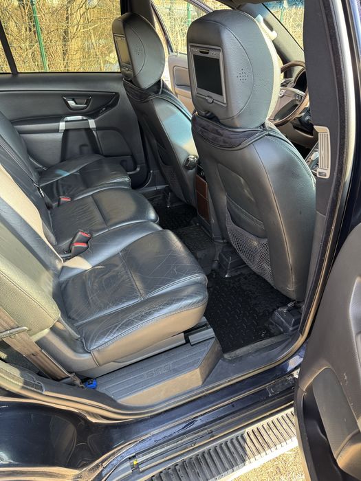 Продам Volvo CX90