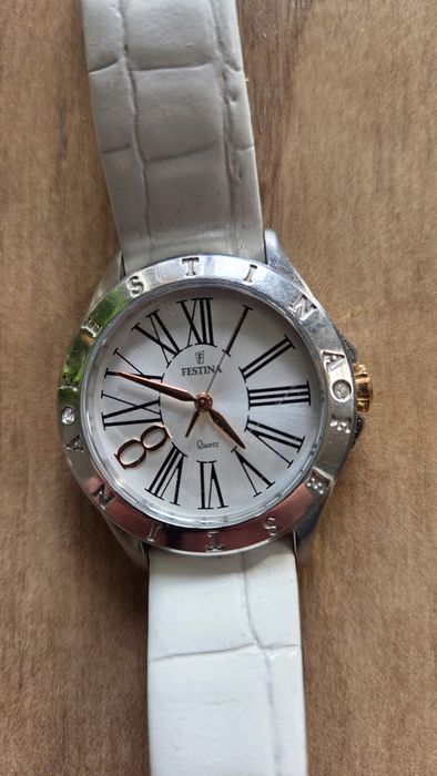 Zegarek Festina F16939