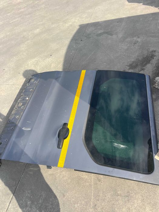 Porta lateral Renault Trafic 3 III Opel Vivaro