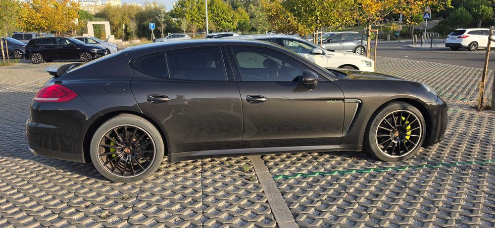 Porsche Panamera S E-hybrid