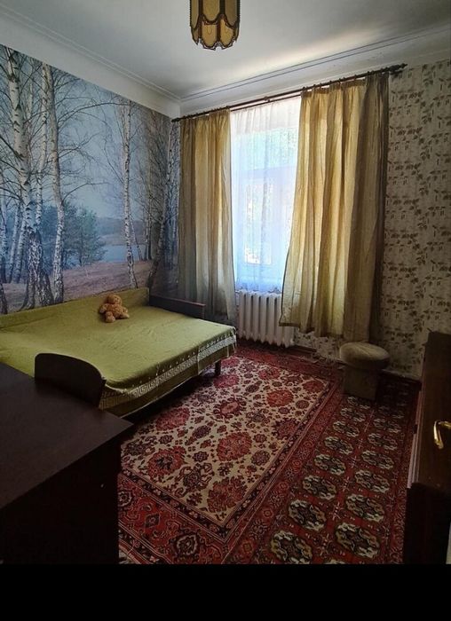 Продам 3х ком.полнометражную кв-ру в центре, ул.М.Гончаренко 2/4