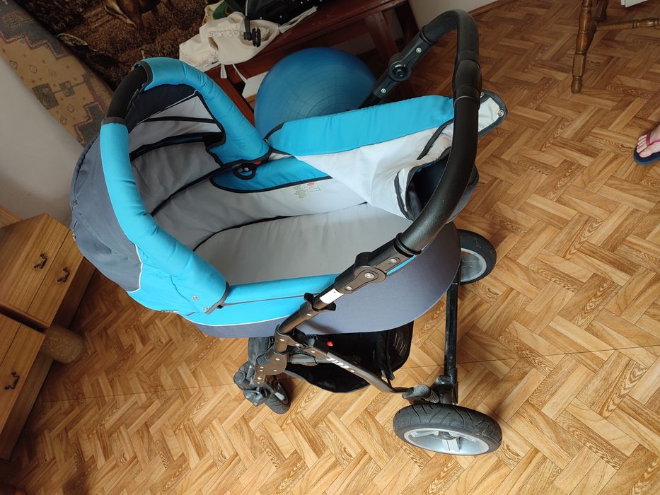 Wózek dziecięcy  2w1 gondola+spacerowka