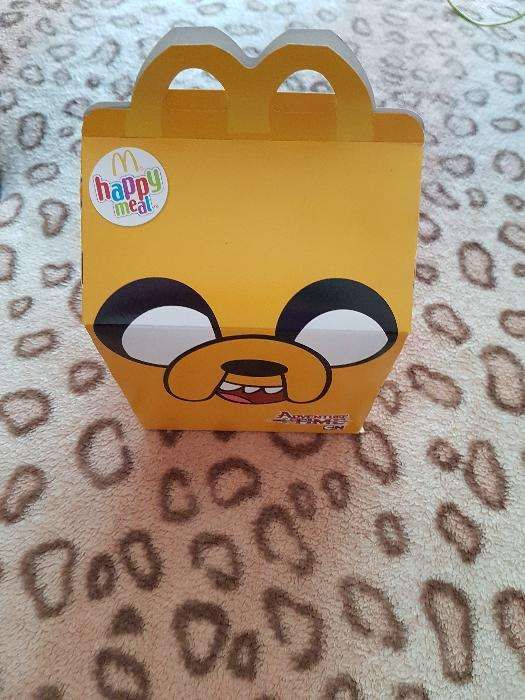 Caixas mcdonalds : adventure time / cantar / hello kitty / pokemon