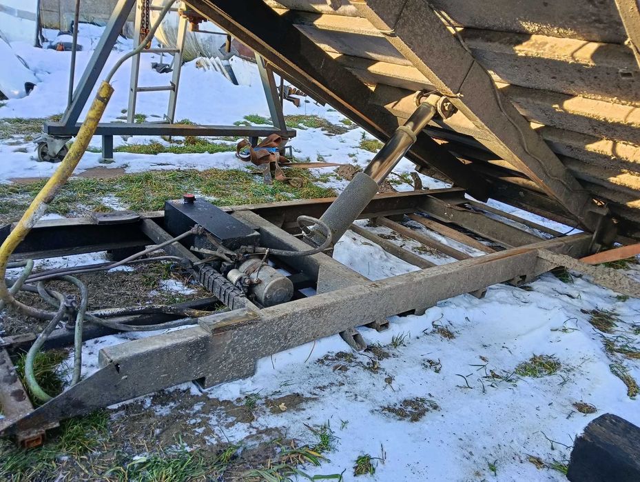 Wywrot kiper Nissan Renault Mitsubishi sprawny kompletny