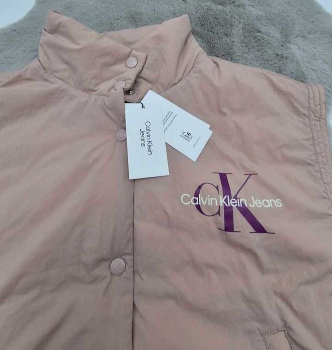 Colete cor de rosa novo 16 Anos
