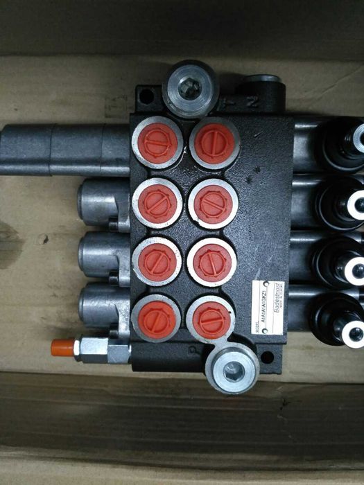 Гидравлический распределитель с плавающим положением на мтз, юмз т25