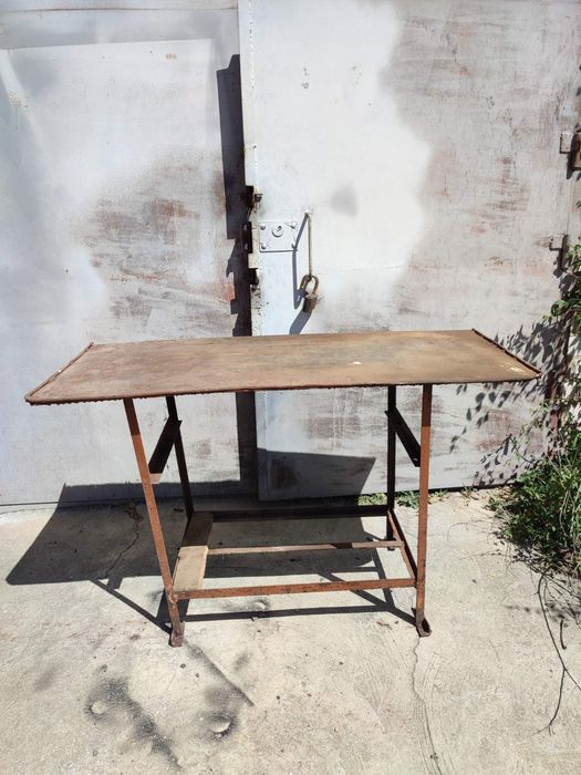 Верстак слесарный железный