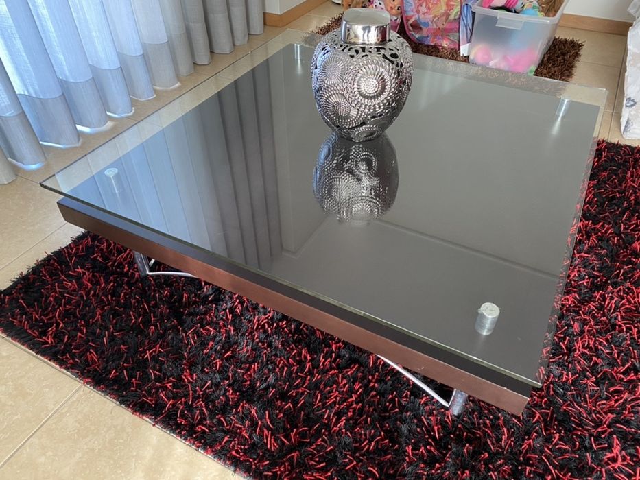 Mesa de centro quadrada