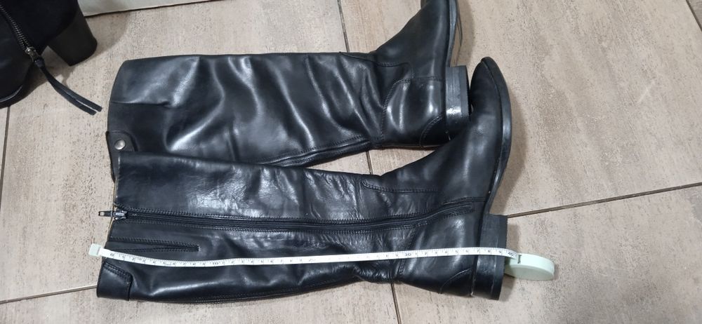 Чоботи демосезонні 36 розмір,вишукані,зручні