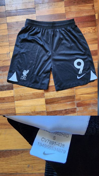 Футбольные шорты и гетры (цены уточняйте)