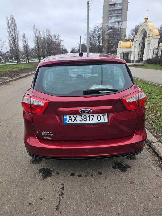 Ford C-Max  2015-Ford-C-Max-PLug-In