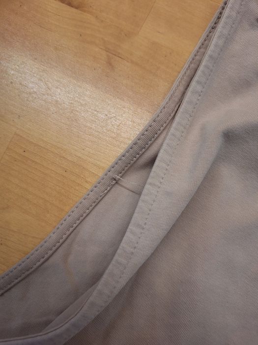 Top Zara bege escura