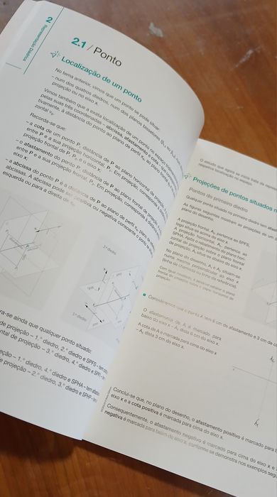 Manual de Geometria Descritiva 10° ano