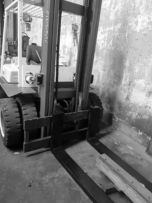 Empilhador 45 NiSSAN