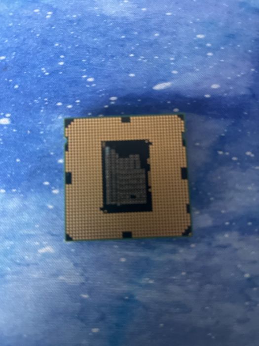 Процессор Intel Core i3 2100 2 покоління