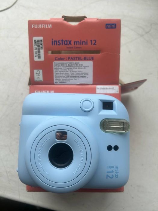 Fujifilm Instax Mini 12  новий