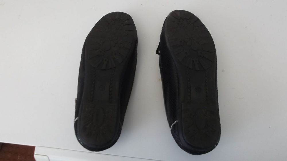 Sapatos Pretos Nº 37