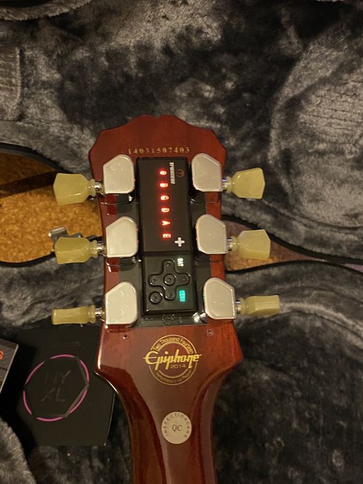 Les paul standard  pro da Epiphone amp Fender