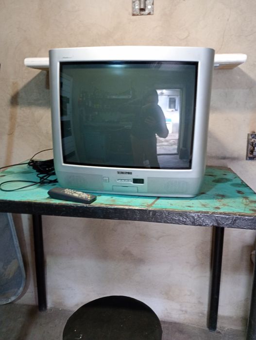 Продам телевізор