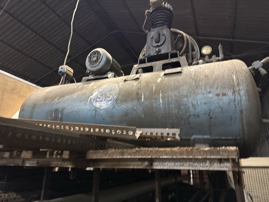 Compressor SIS para reparação