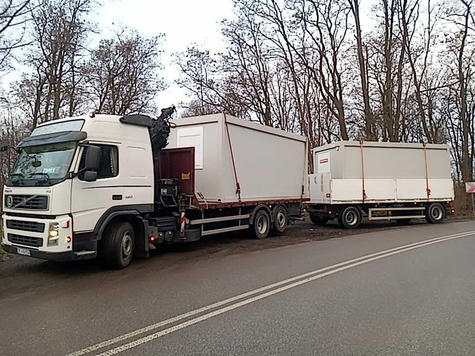 Usługi Duży HDS 18m dł.  kontenerów maszyn i ciągników rolniczych .