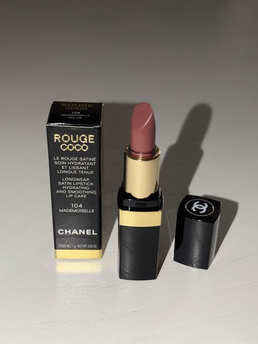 Помада Chanel ,блеск