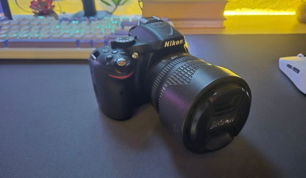 Nikon d5200 kit обектив 18-105