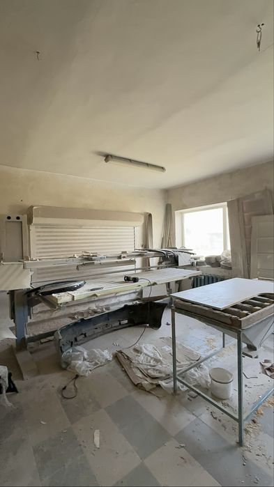 Продаж  виробництва  з землею 1 га