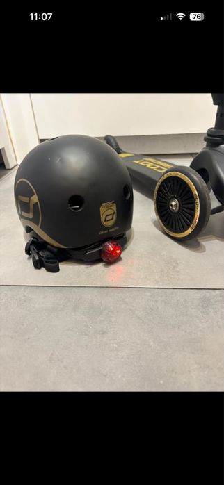 Hulajnoga + kask Scoot and Ride