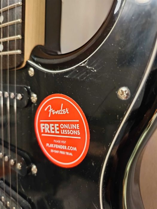 [REZERWACJA] Gitara elektryczna ideał Squier Affinity by Fender + pas Fender!!