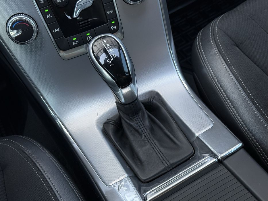 Volvo XC60 2016 VIN YV440MDJ0H2074558 фото оголошення 20 з 23
