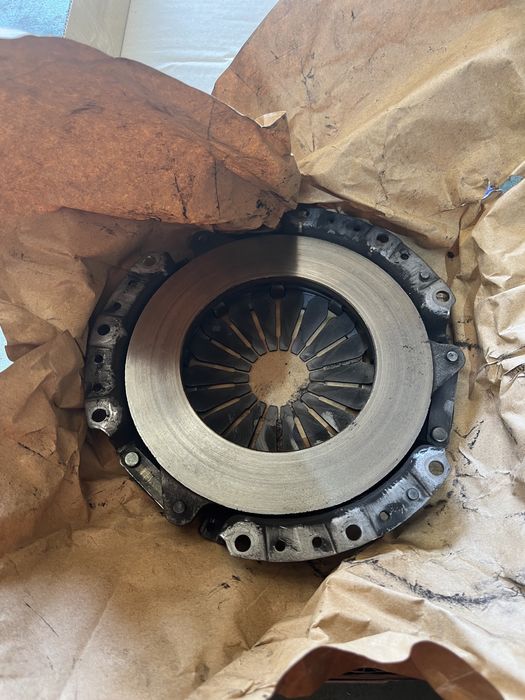 Продам щеплення  Mitsubishi Lancer 9 1.6