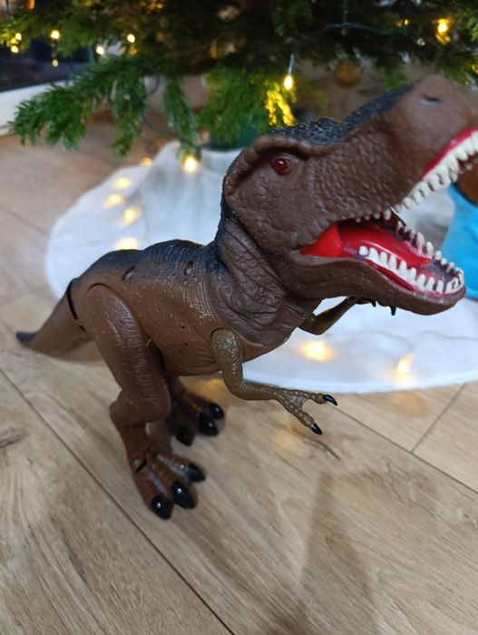 Dinozaur interaktywny