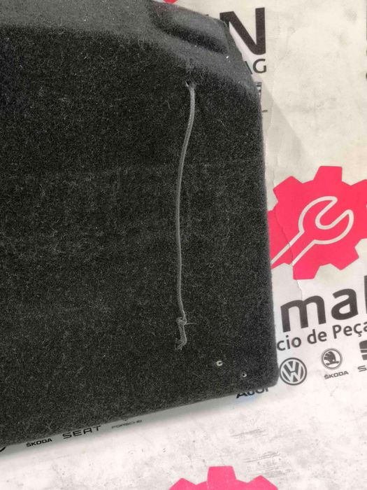 Chapeleira / Tampo da Mala SEAT LEON 1P0867769C (OEM)
