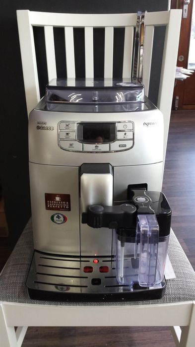 Кавомашина Saeco Intelia One Touch Cappuccino