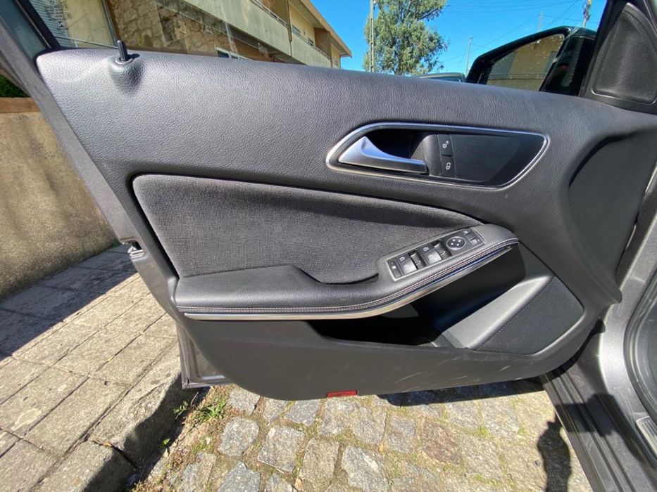 quartelas portas frente e  de traz   mercedes A160/180 ler