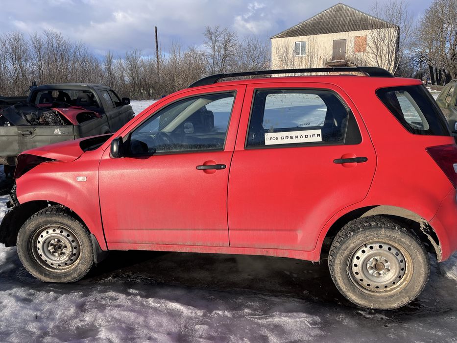Продам Daihatsu Terios 1,5 бензин