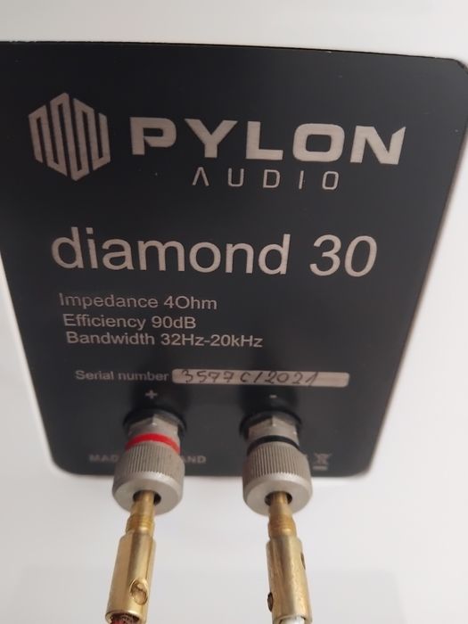 Kolumny Pylon Diamond 30