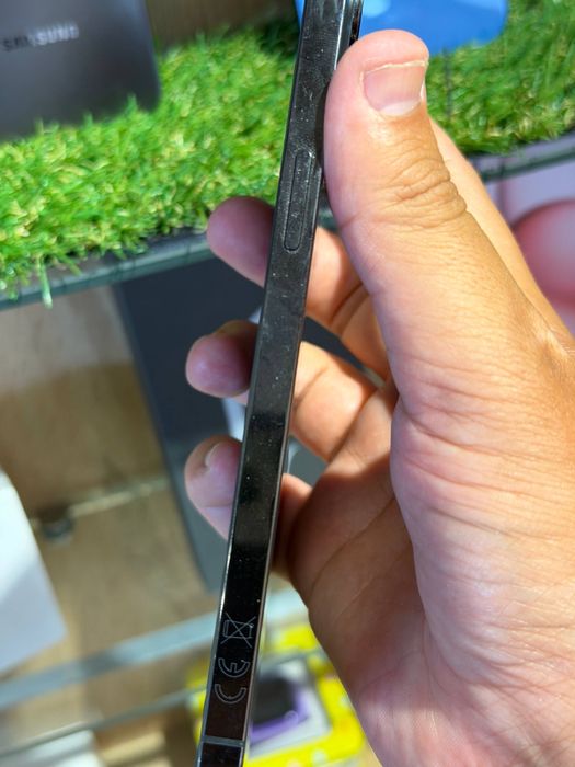 Продам iPhone12ProMax 256Gb 100 % Аккамулятор